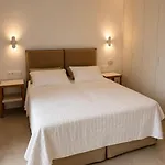 Aphrodite's Apartment *
