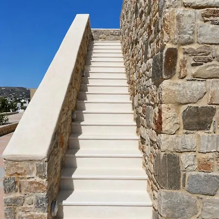 Aphrodite's Apartment *